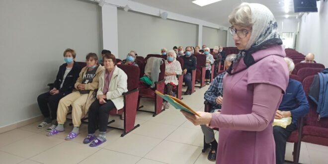 Молебен о здравии больных перед иконой Божией Матери «Всецарица» прошел во Владивостоке
