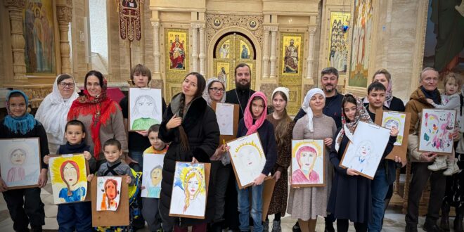 «Крылья Ангелов»: дети нарисовали мам-ангелов в Спасо-Преображенском соборе